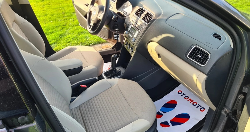 Volkswagen Polo cena 26900 przebieg: 140000, rok produkcji 2011 z Andrychów małe 92